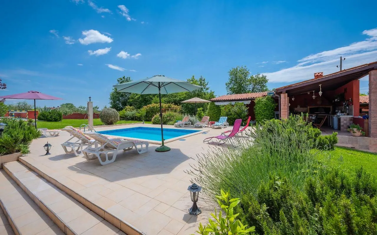 Villa Hacienda Rosemary Muntić 0*,  Croazia