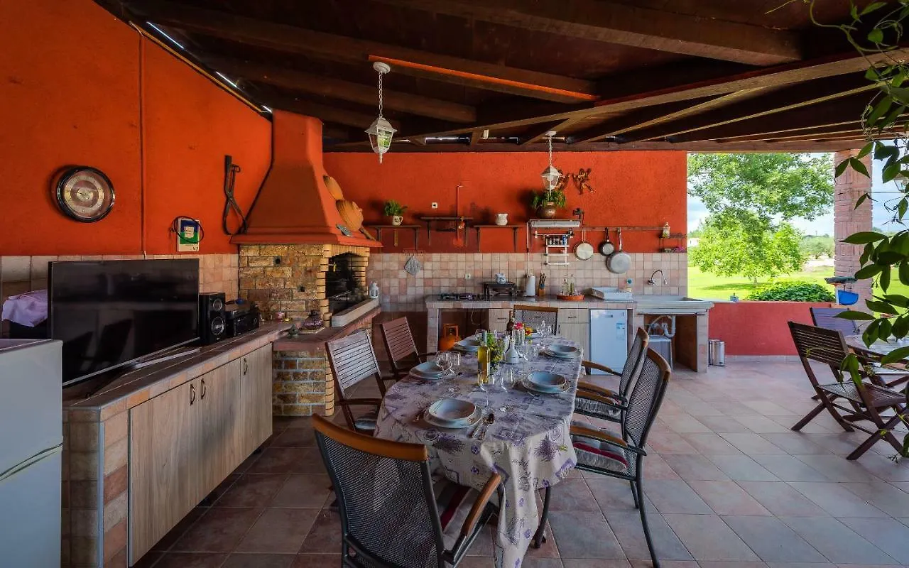 Villa Hacienda Rosemary Muntić Casa vacanze